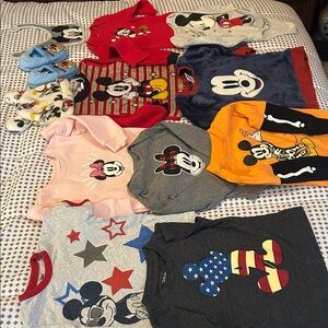 Disney Mickey and Minnie Mouse Baby Clothing Set